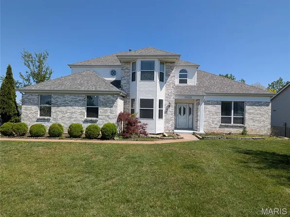 1029 Villa Gran Way, Fenton, MO 63026