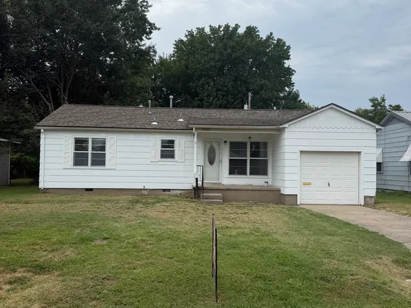 2009 B St NE, Miami, OK 74354