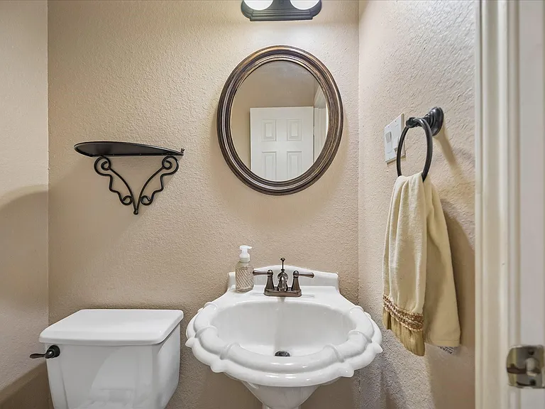 16715 Colony Terrace Dr — Photo 11