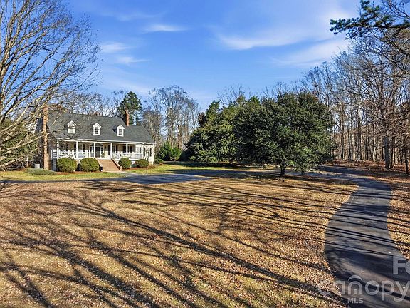 2nd image of 32618 Guard Rd