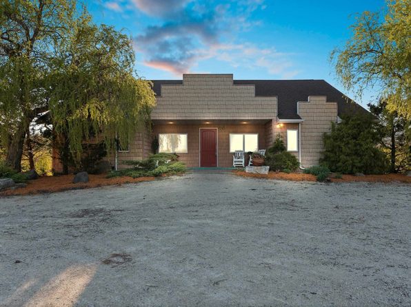 3899 Old Highway Rd, Sturgeon Bay, WI 54235