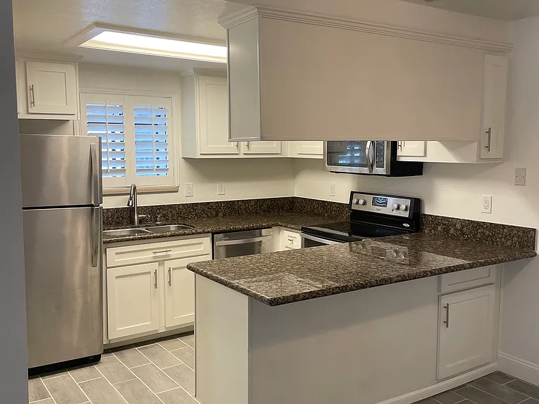 2164 Oceanside Blvd — Photo 4