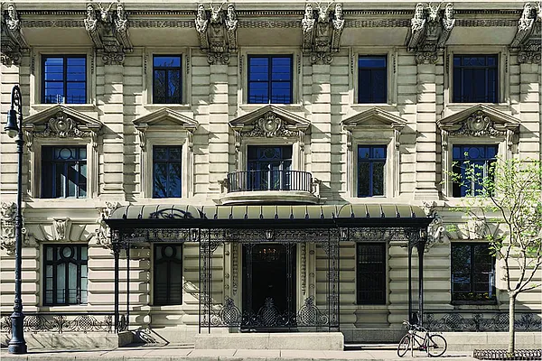 Sold by Corcoran | media 13