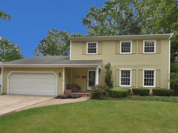 634 Katherine St, St Charles, IL 60174