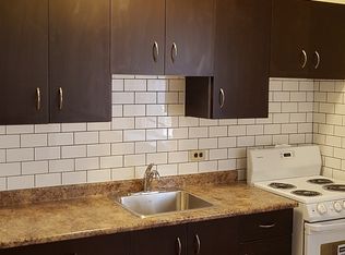 50 Carlton, Winnipeg, MB R3C 1N9