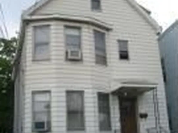 1098-1100 E 22nd St, Paterson, NJ 07513