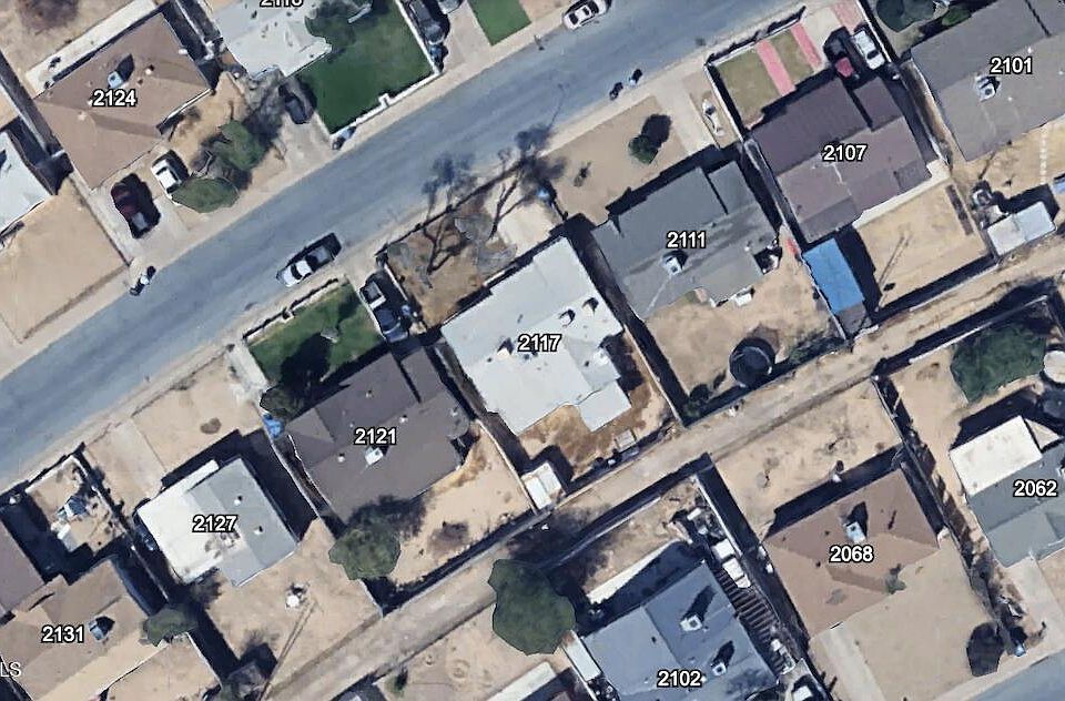 2nd image of 2117 W PECAN Road