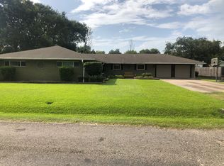 6461 Adams St, Groves, TX 77619