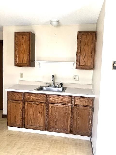 2nd image of 504 N Main St #C2