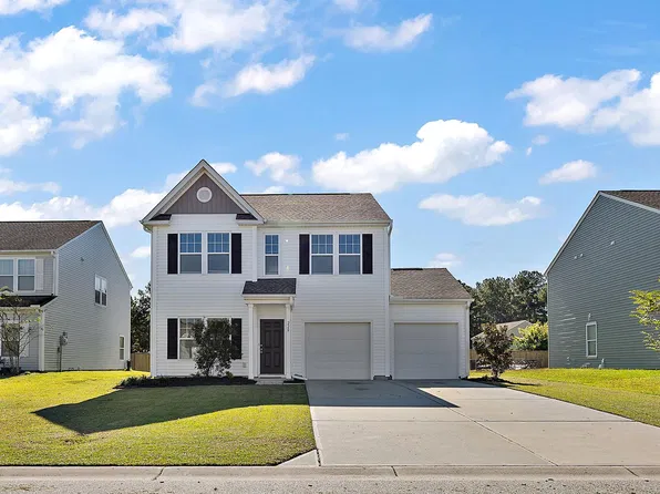220 Foxcroft Ln, Moncks Corner, SC 29461