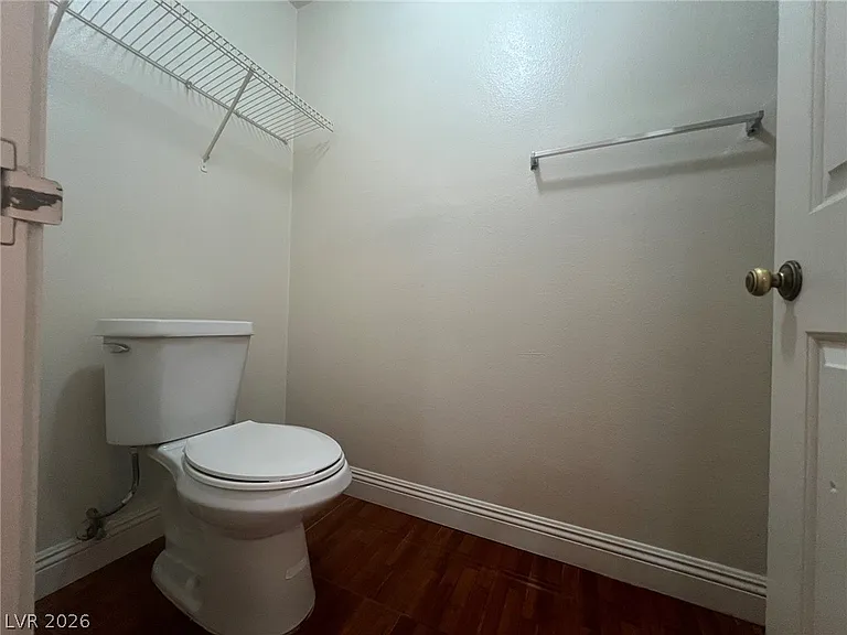 1337 Kari Lee Ct #B — Photo 16