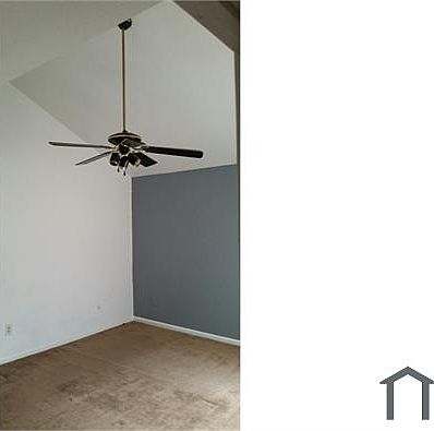3rd image of 5723 Easthampton Dr