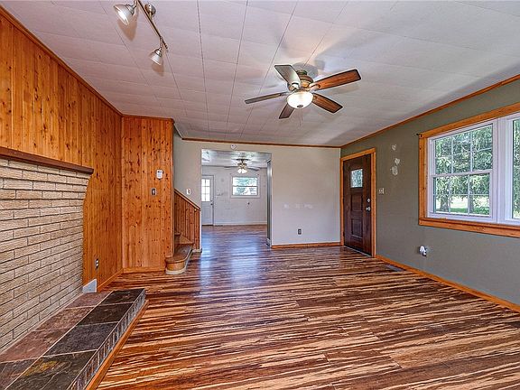 4th image of 324 Winter Rd