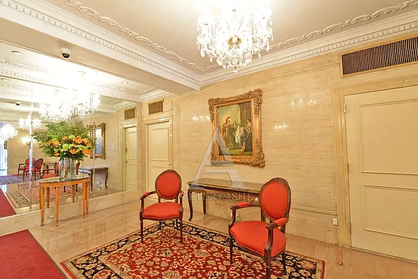 Rented by Peter Ashe | media 9