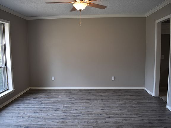 5th image of 1301 Rodden Dr