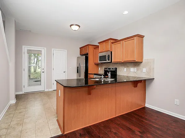 12433 McGrath Dr, Charlotte, NC 28269