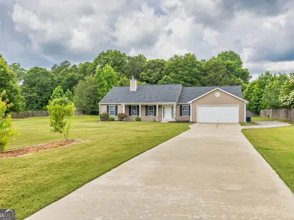 45 Creek Bend Trl, Oxford, GA 30054
