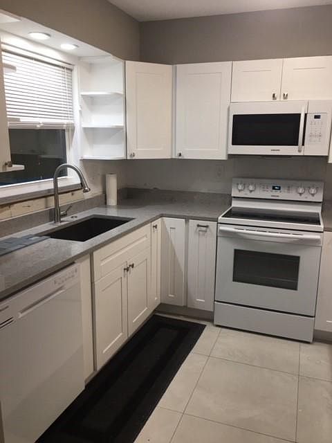 1st image of 3281 E Golf Blvd #14