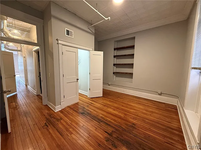 205 E Jefferson St #2B — Photo 21