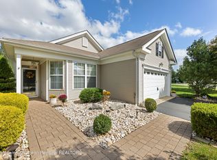 4 Carlisle Dr, Jackson, NJ 08527