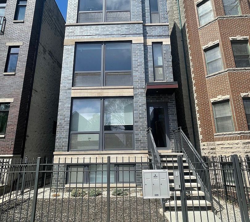 1st image of 2848 N Damen Ave #1