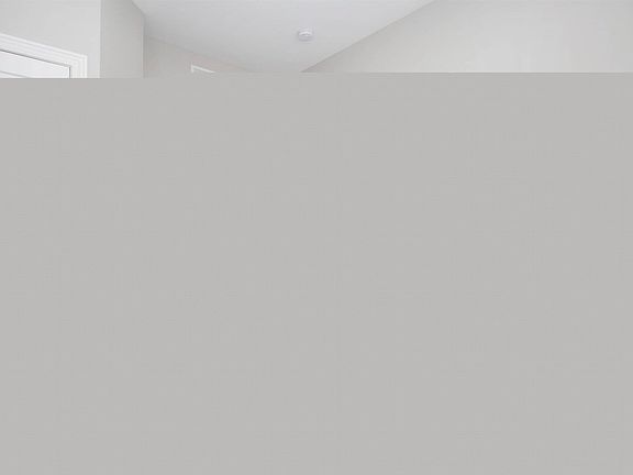 5th image of 52087 Cloverleaf Dr W