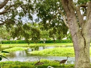4058 Westbourne Cir, Sarasota, FL 34238