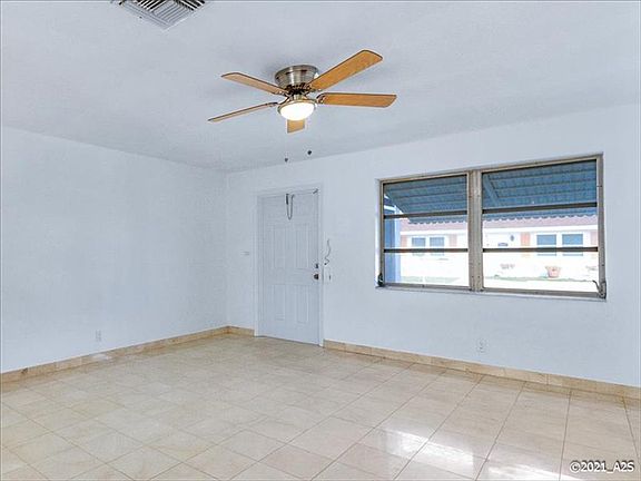 5th image of 4918 NW 54th Ct
