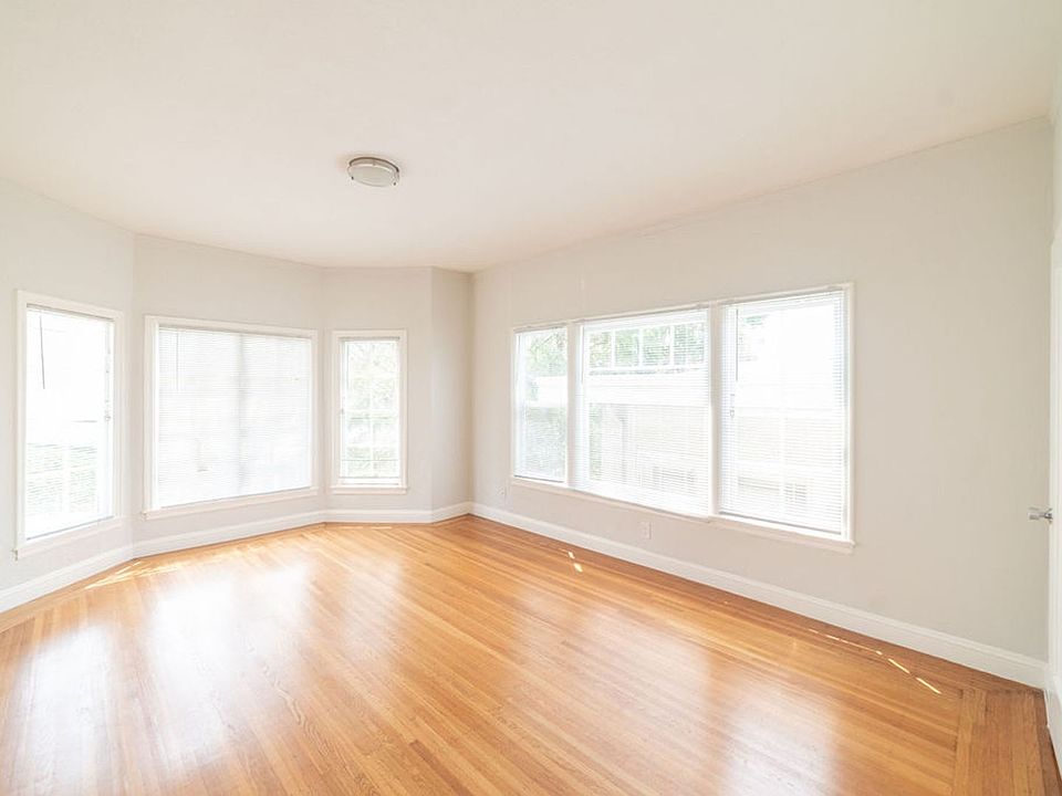 1st image of 743 Warfield Ave #6