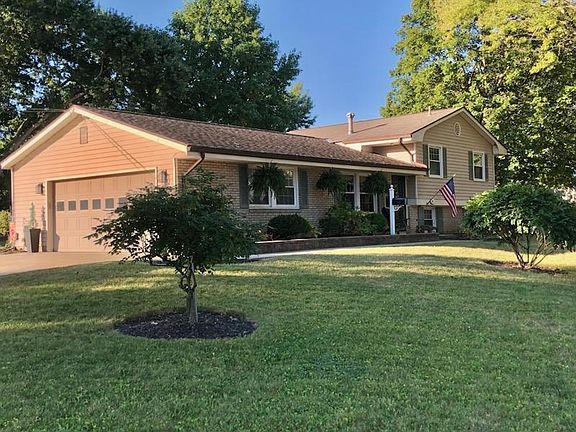 2nd image of 11 Avon Dr