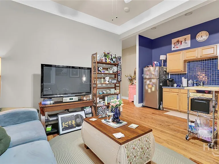 309 E Duffy St — Photo 15