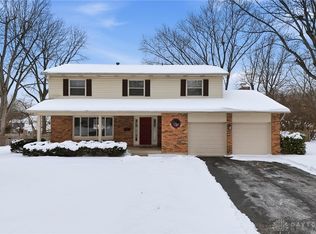 1929 Willowgreen Dr, Dayton, OH 45432