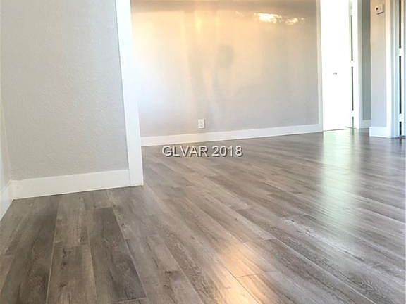 4th image of 200 W Monroe Ave