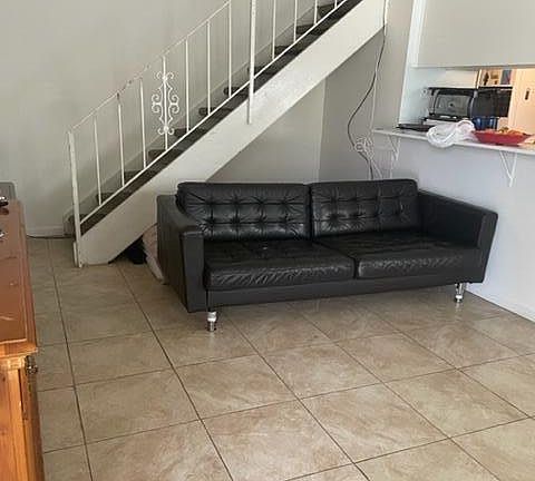 3rd image of 1657 Calle Diamonte