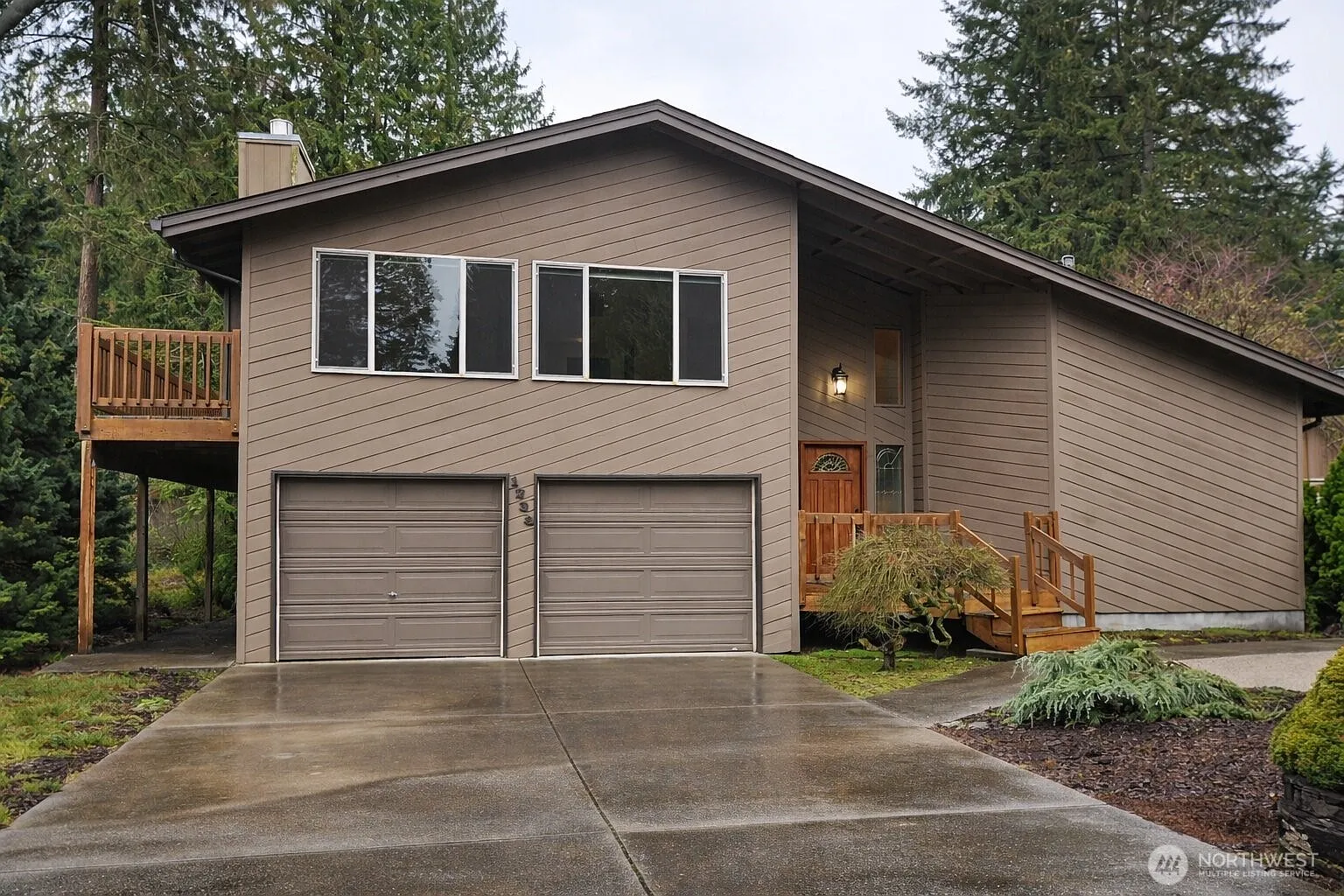 1233 Rogers Court SW photo 1
