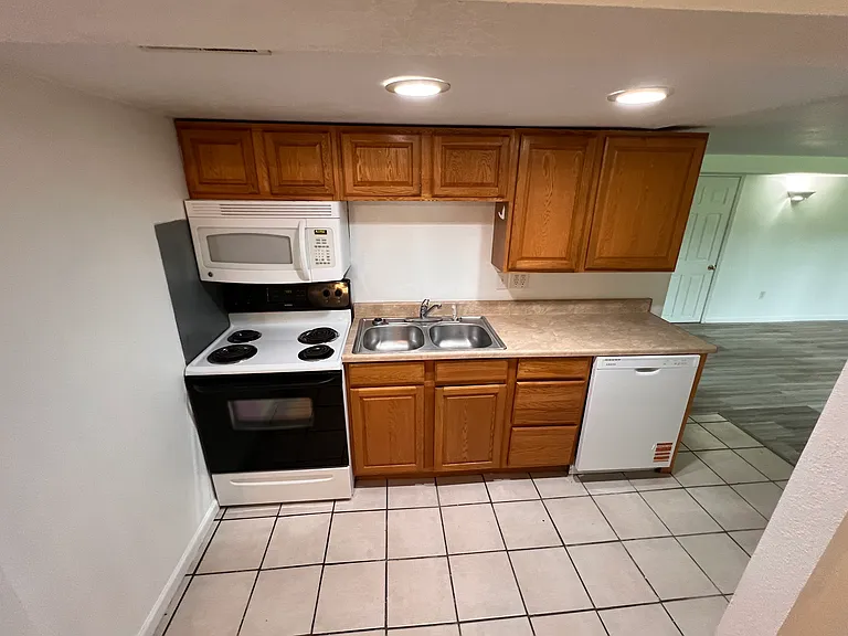85 Northshore Dr #A — Photo 7