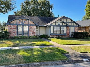 334 5th St, Sugar Land, TX 77498