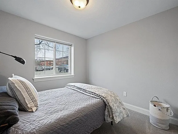 2 bed, 970 sqft, $759 — Photo 4