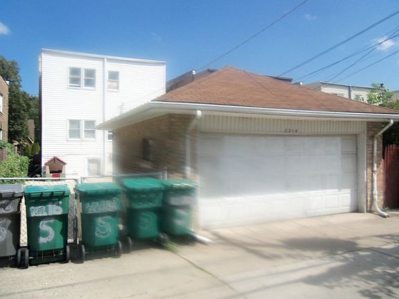 3rd image of 2216 S Scoville Ave