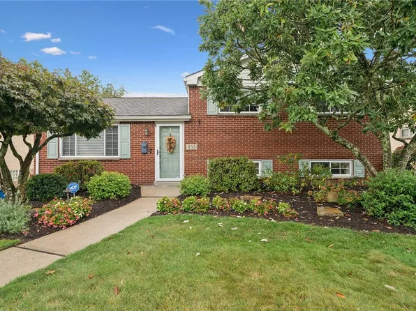 833 Macbeth Dr, Pittsburgh, PA 15235