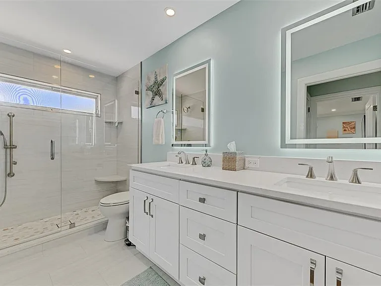 307 Avenida De Paradisio — Photo 35