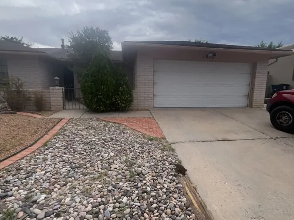 1052 Monte Largo Dr NE, Albuquerque, NM 87123