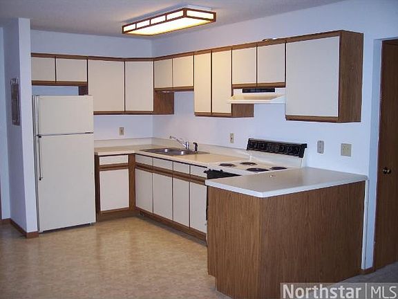 3rd image of 35495 Riverwood Ct #22