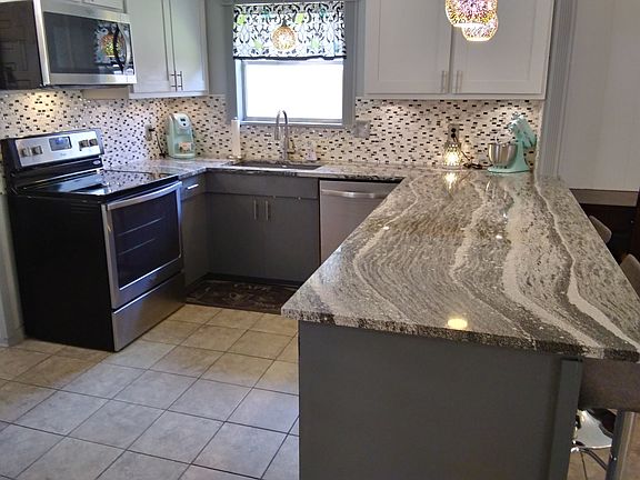 4th image of 3023 Sir Phillip Dr