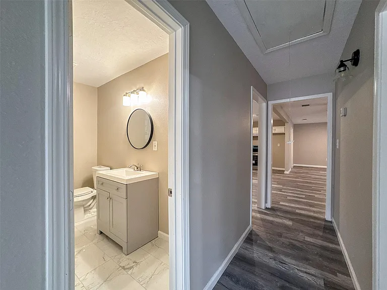 7710 Claiborne St — Photo 18
