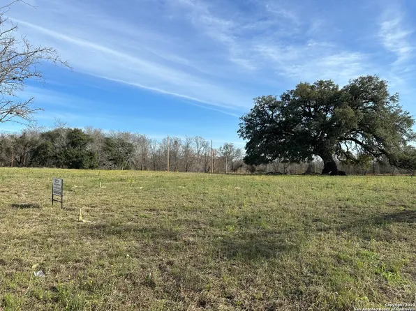 1024 Sanches Ave LOT 7 & 8, Pleasanton, TX 78064