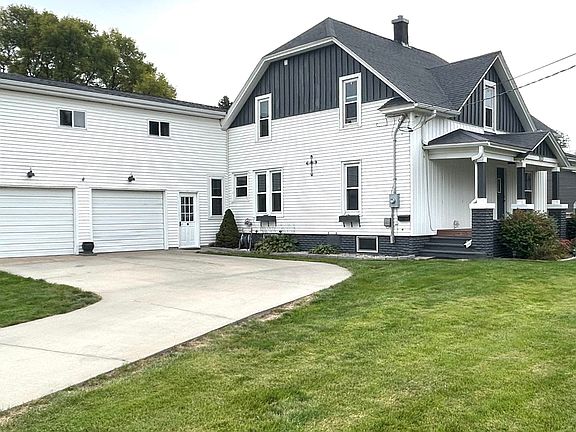 2nd image of 303 S Boyer St