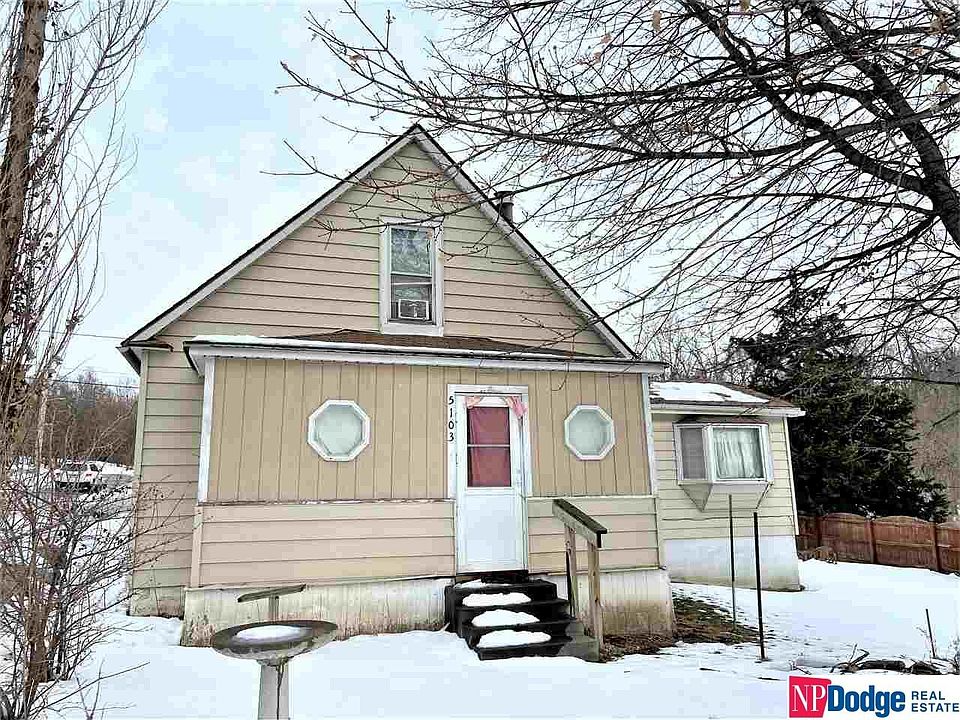 2nd image of 5103 S 42nd St