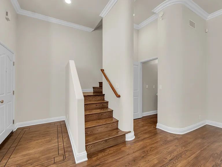 14234 Dickens St #3 — Photo 14