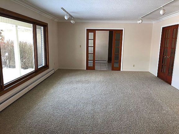 4th image of 1269 Homer Ave